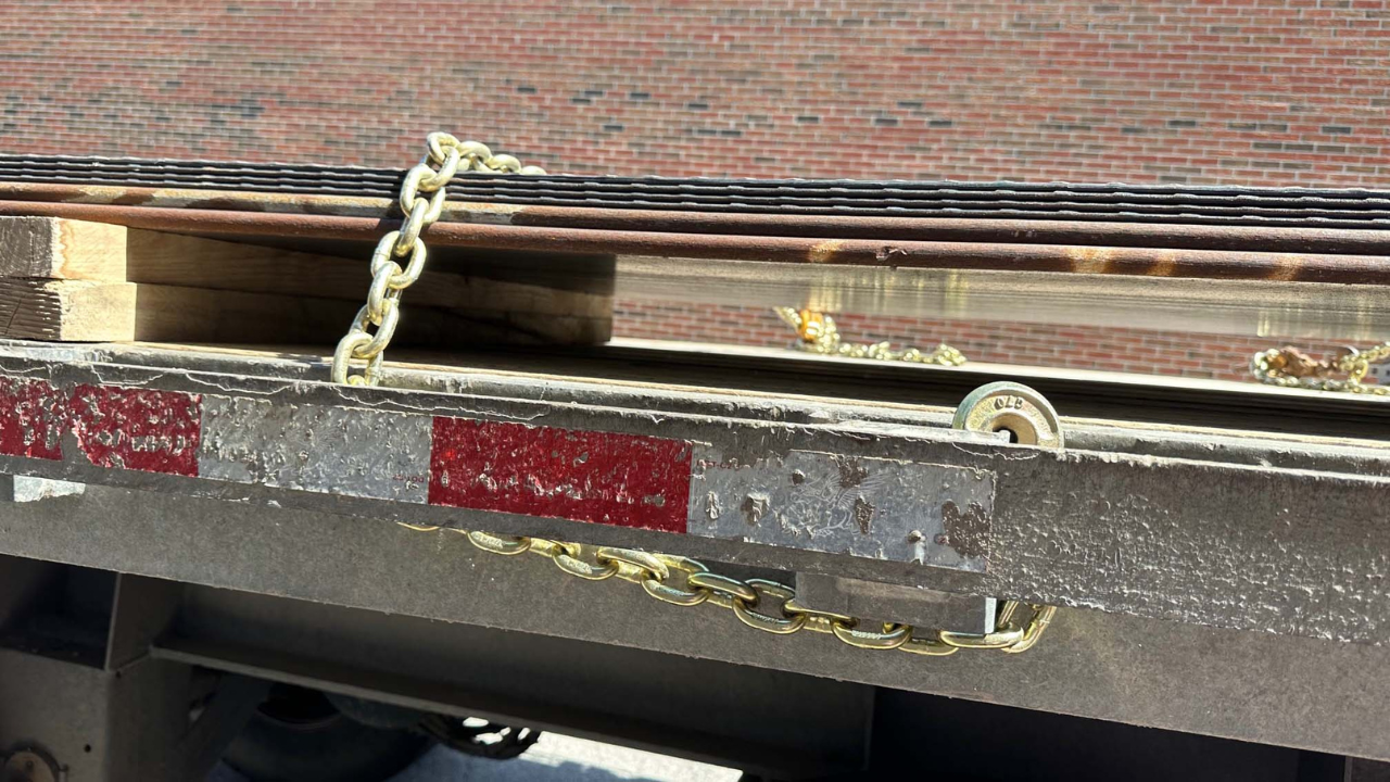 1/4 x 12' Grade 70 Binder Chain w Grab Hooks